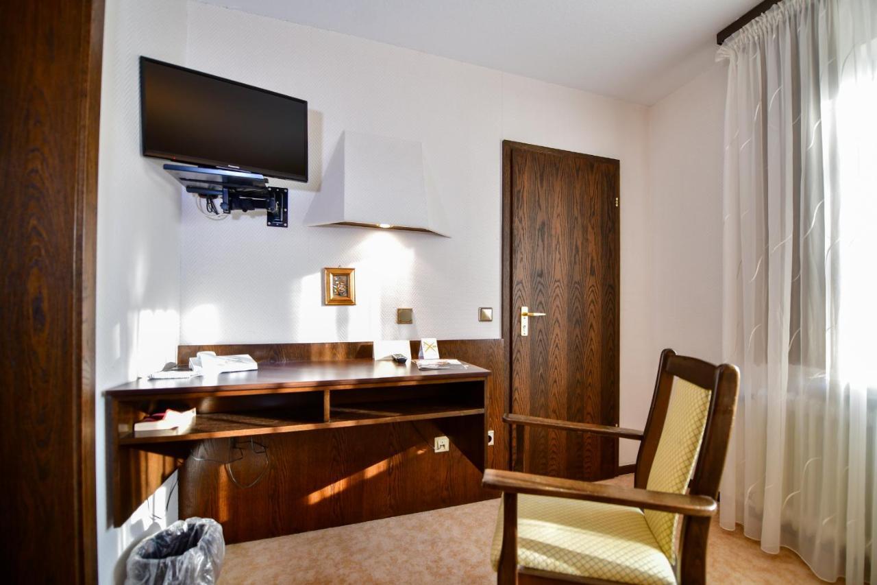 Hotel Zur Post Balve Exterior photo