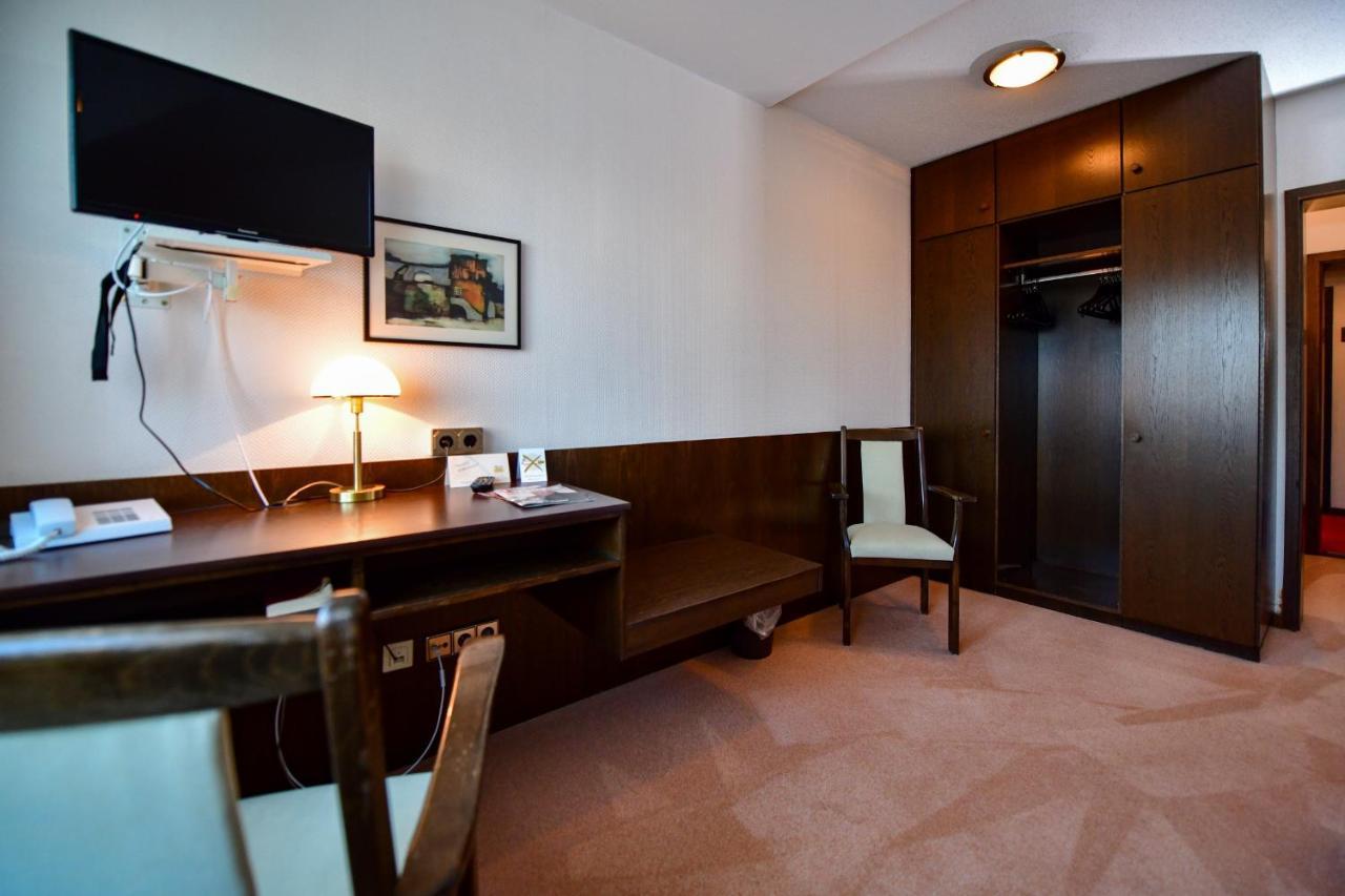 Hotel Zur Post Balve Exterior photo