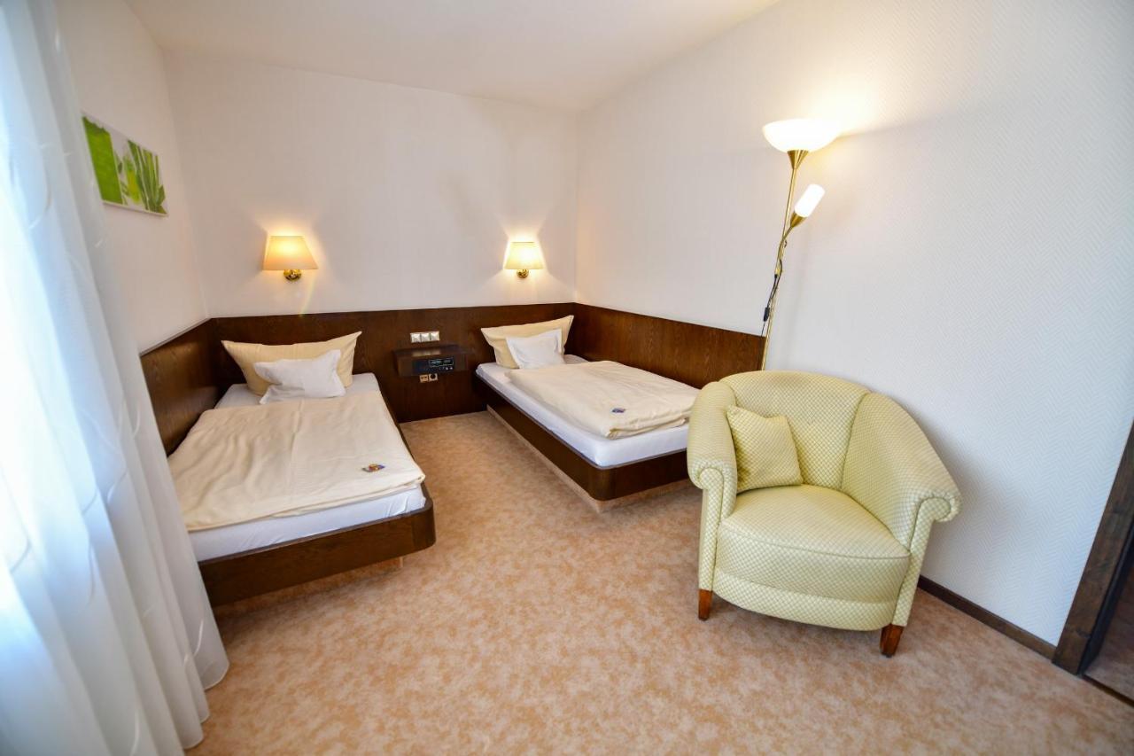 Hotel Zur Post Balve Exterior photo