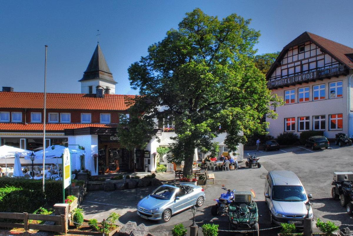Hotel Zur Post Balve Exterior photo